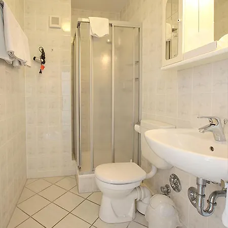 Berlin 3*